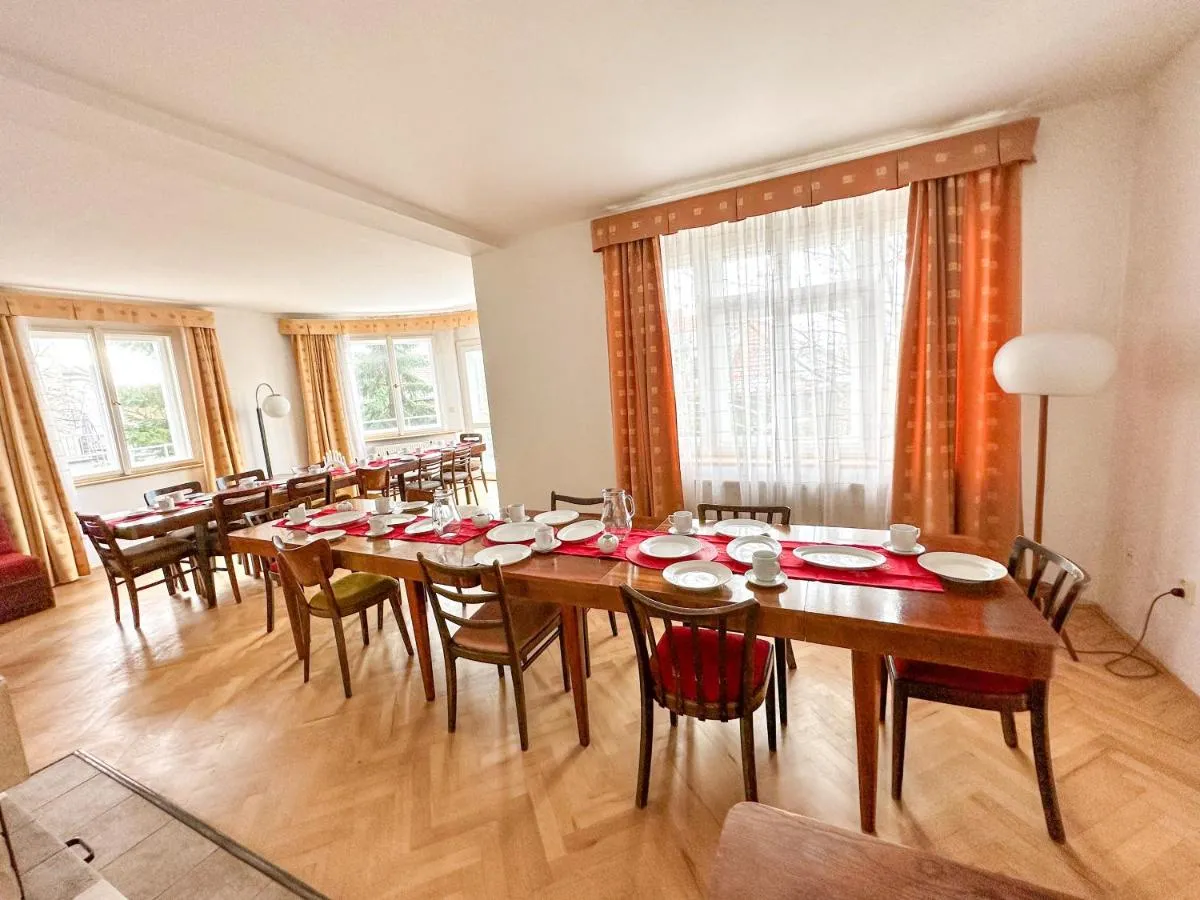 Image 2 of Retro Villa Prague 700sqm Indoor-Pool, Sauna, BBQ, table soccer