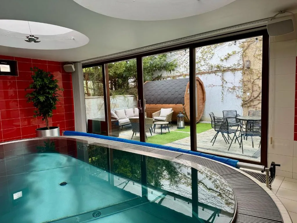 Image of Retro Villa Prague 700sqm Indoor-Pool, Sauna, BBQ, table soccer