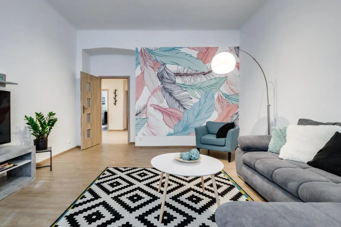 Image of Riverside CR apartment
