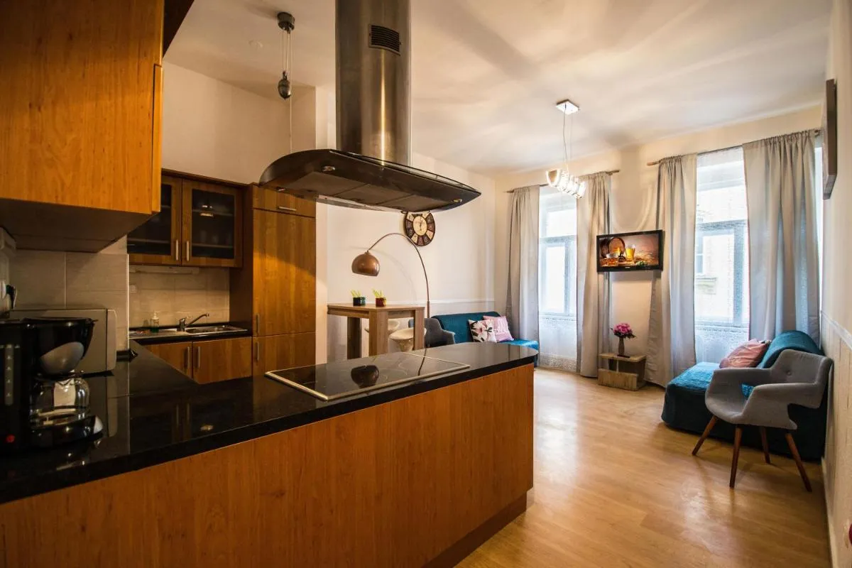 Image 3 of Riverside Ruterra Apartment