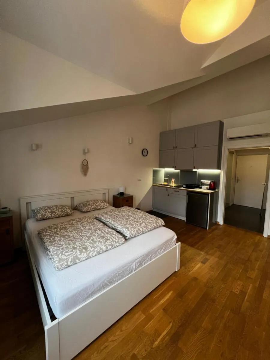 Image 5 of Riverside apartment