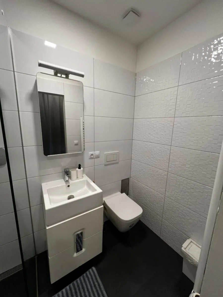 Image 6 of Riverside apartment