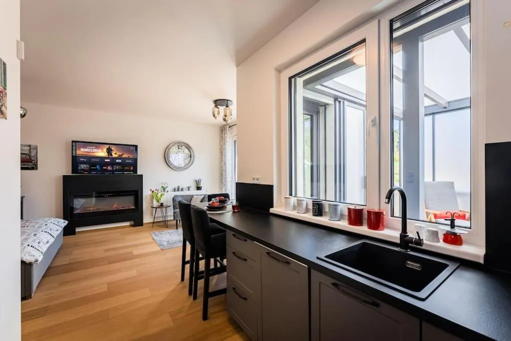 Image 3 of Romantic wellness apartment