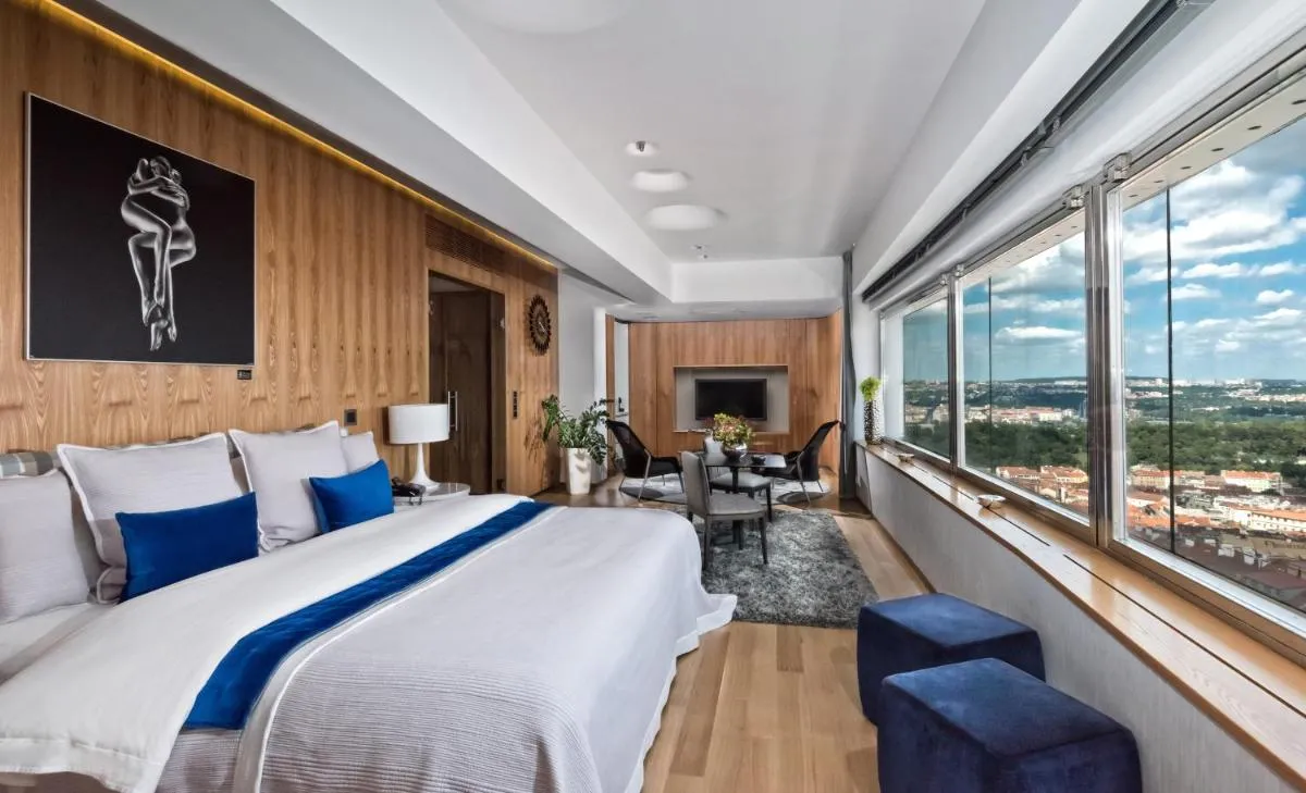 Image 1 of SKY SUITE HOTEL