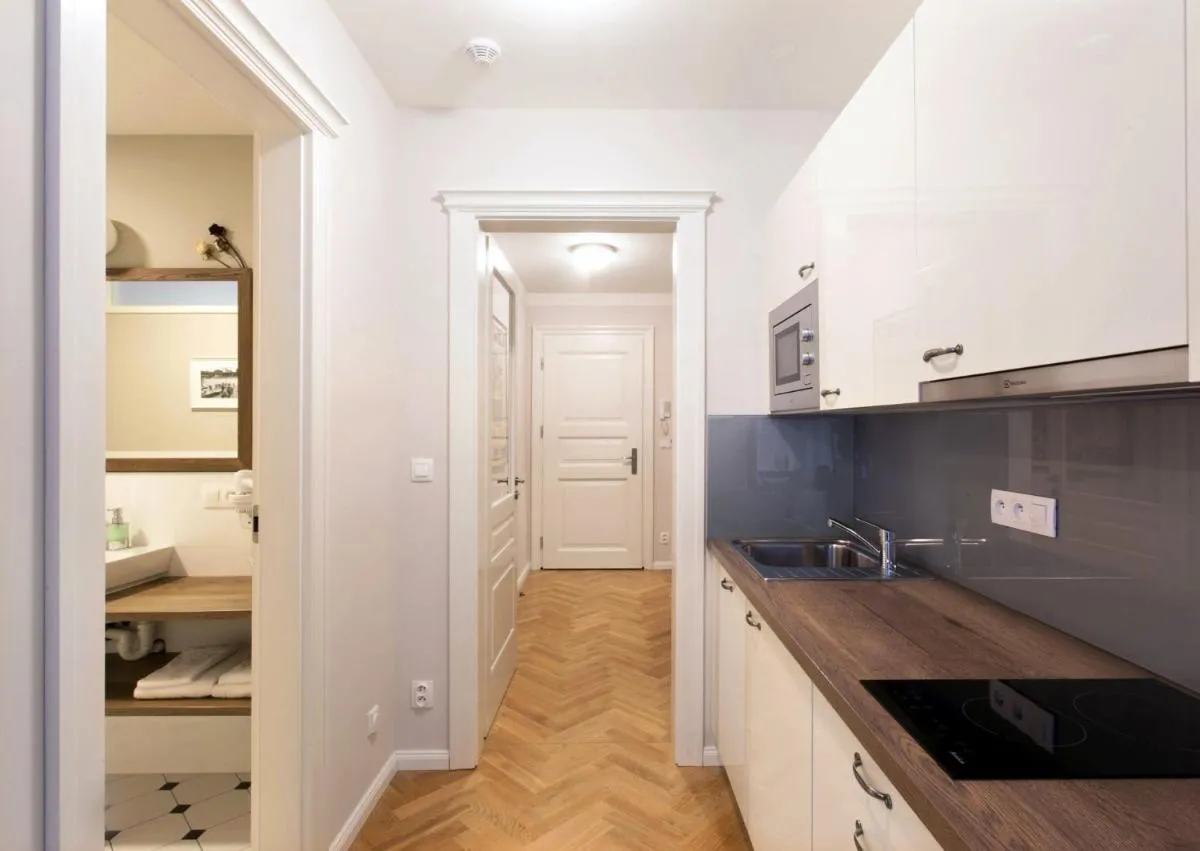 Image 2 of SeNo6 Apartments