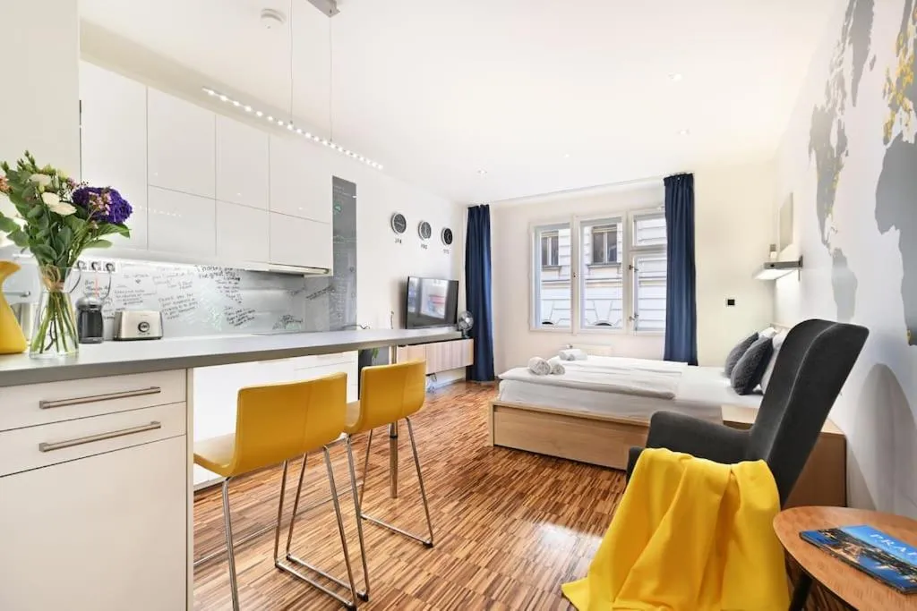 Image 3 of Smart & Luxury OLD TOWN Apartment