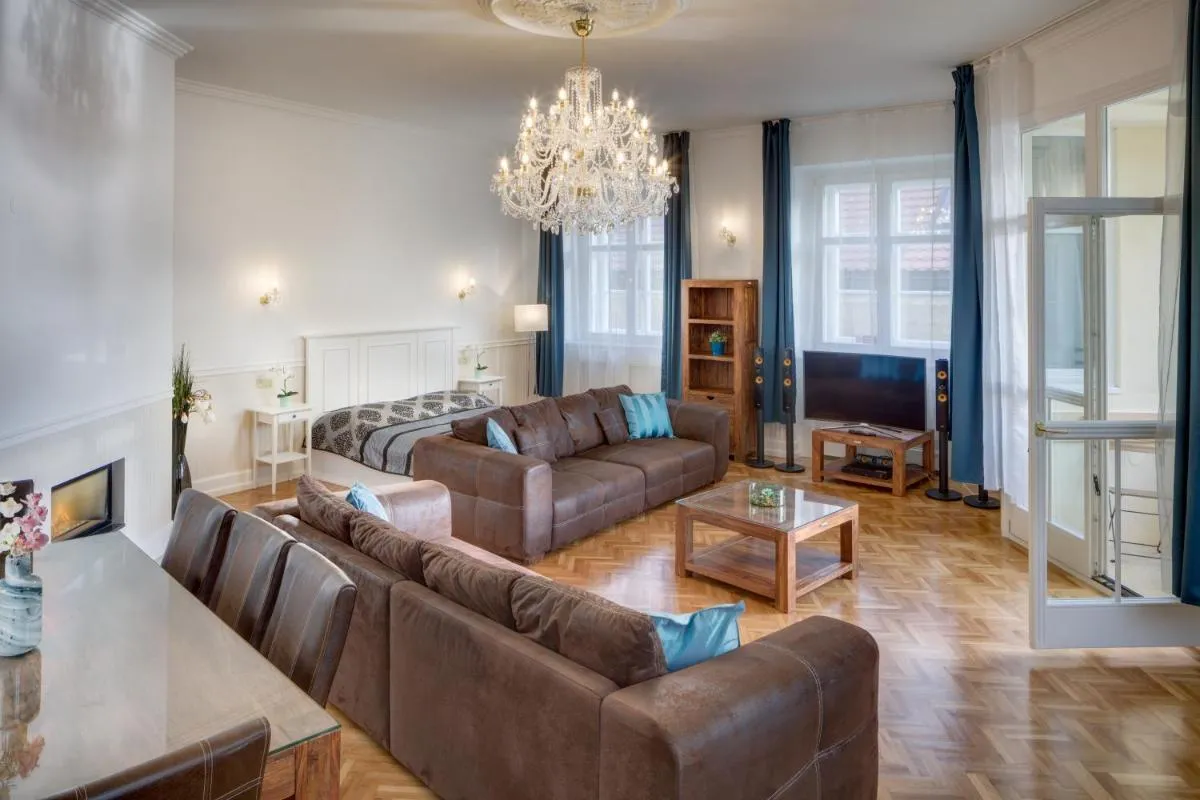 Image 4 of Smetanovo nábřeží 26 – Riverview Old Town Apartment