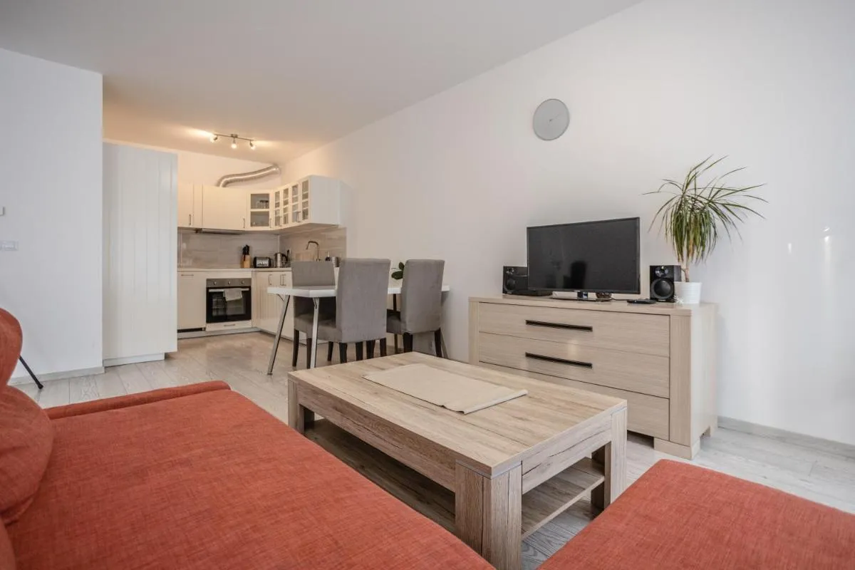 Image 3 of Spacious Terrace Apartment with free private parking
