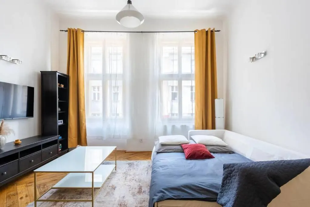 Image 4 of Spacious apartment with balcony at Wenceslas Sq