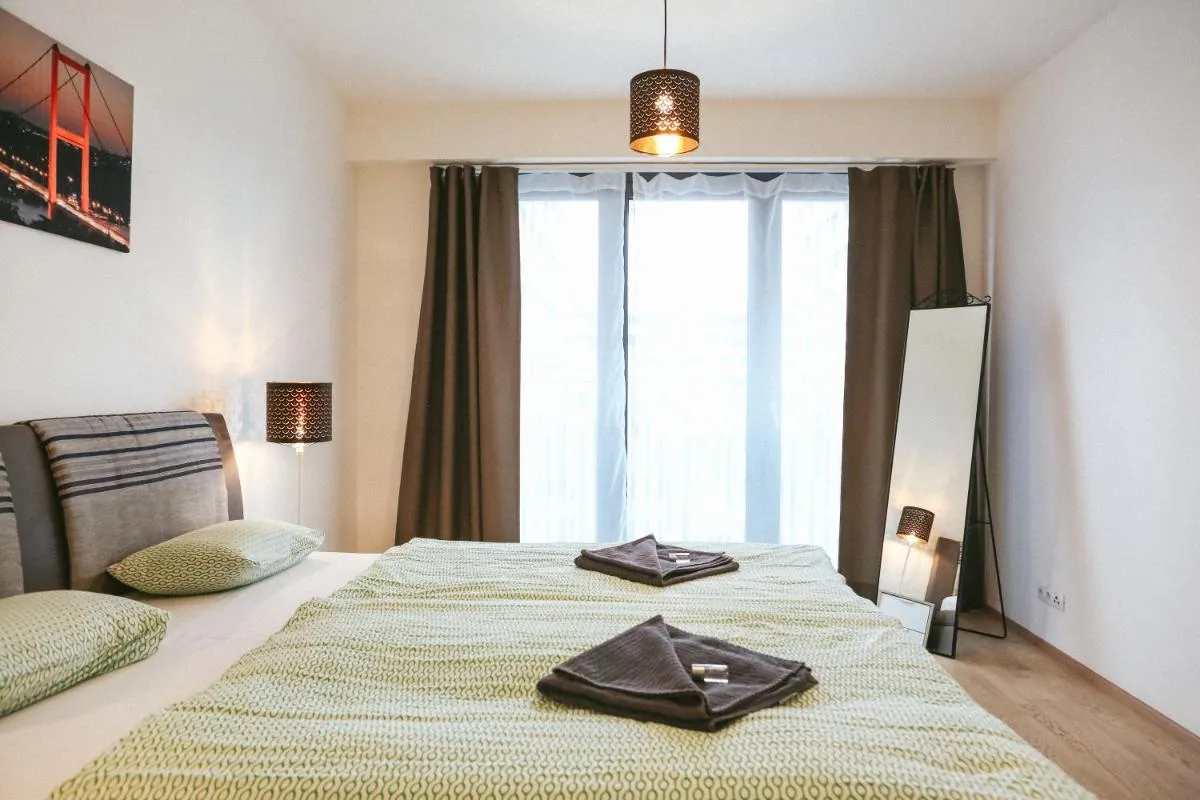 Image 1 of Sunny Apartment