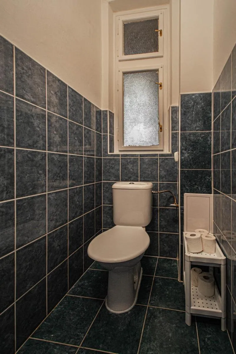 Image 3 of Super Central Billiard and Darts Big Apartment
