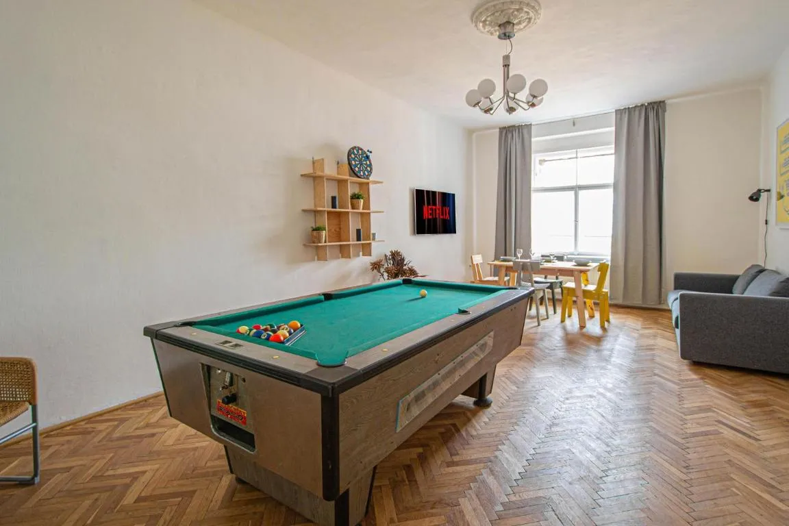 Image of Super Central Billiard and Darts Big Apartment