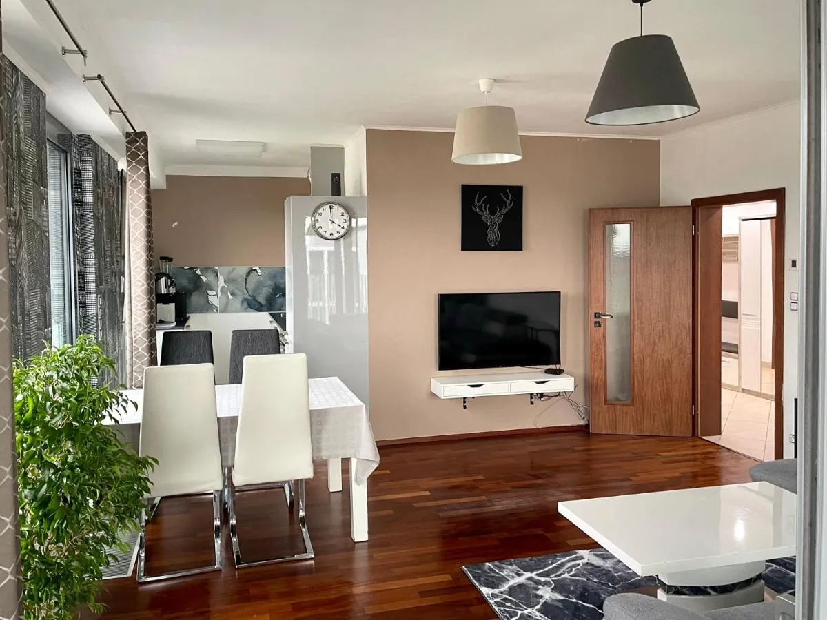 Image 4 of The Dawn Towers Apartment Žižkov