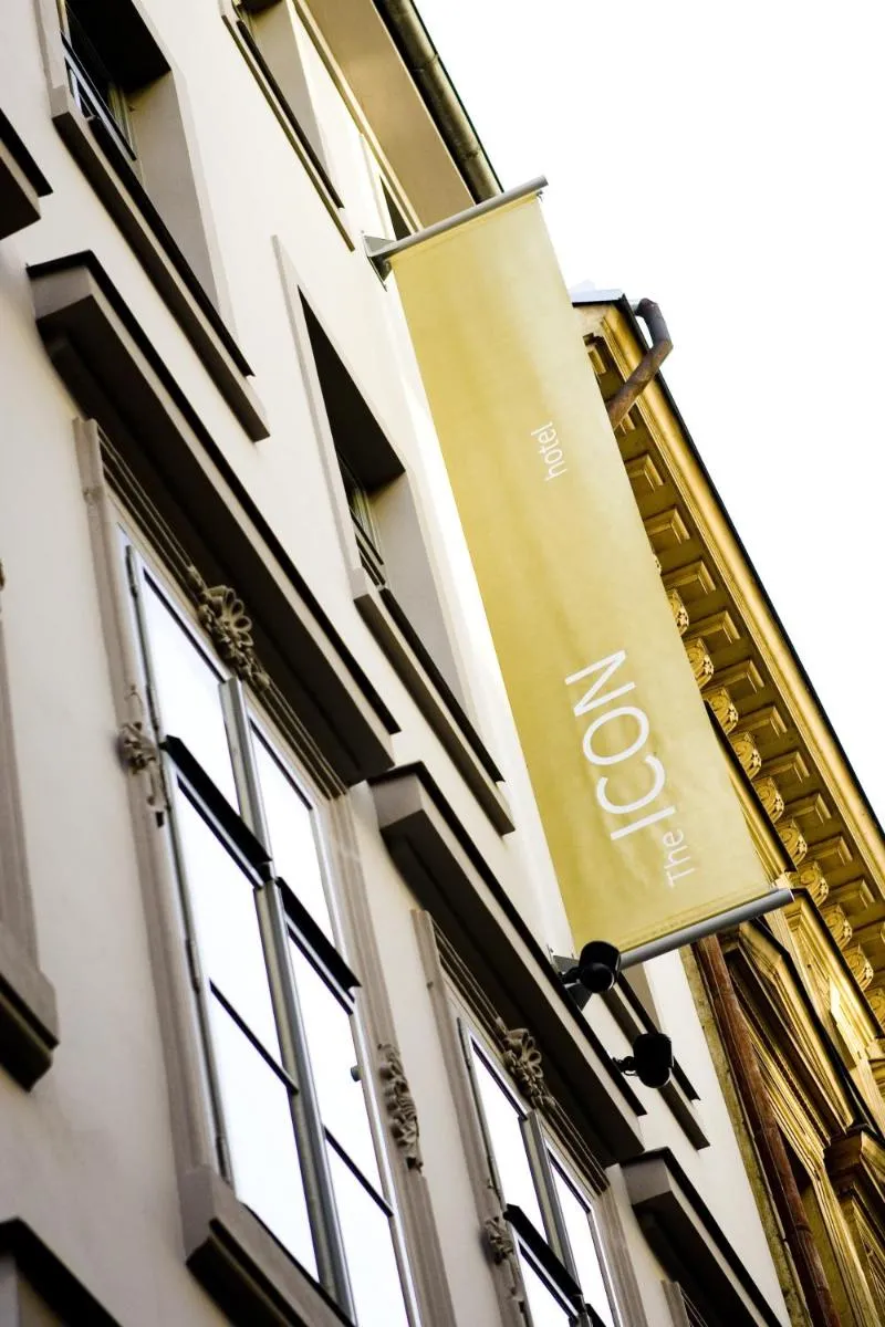 Image 5 of The ICON Hotel & Lounge
