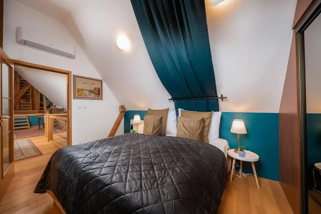 Image 6 of Tower Suite: Central 150m²Duplex