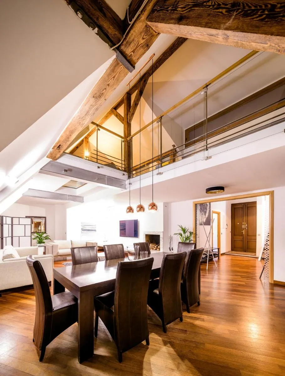 Image 5 of Triplex Kings Apartment in Old Town