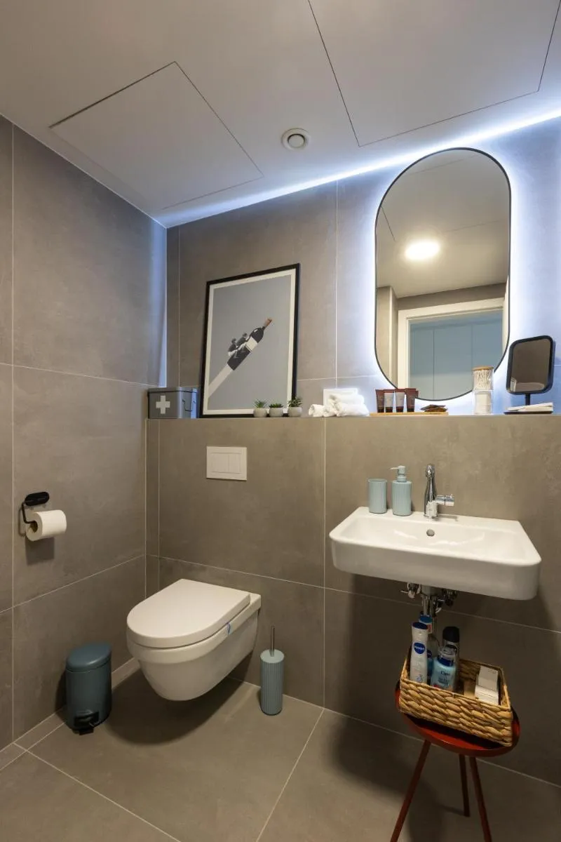 Image 3 of Urban Chic Residences