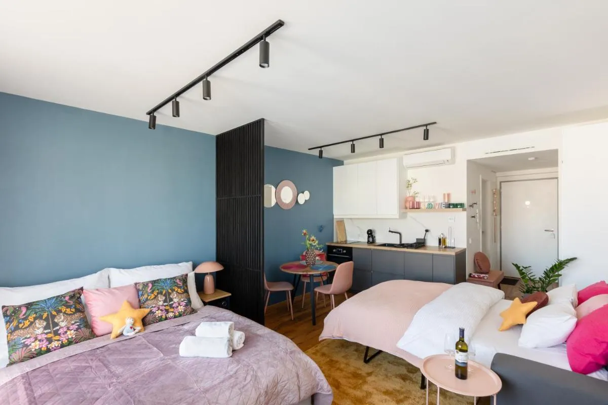 Image 1 of Urban Chic Residences