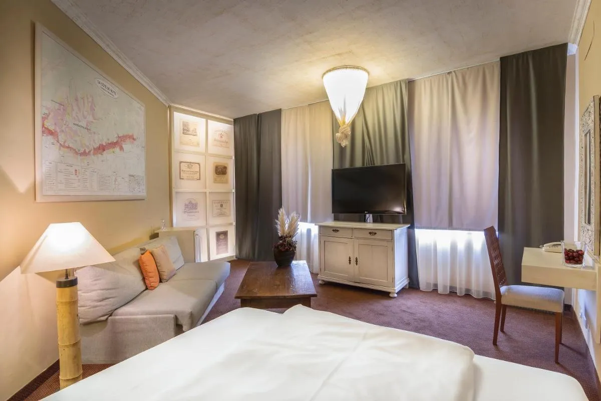 Image 5 of Villa St. Tropez