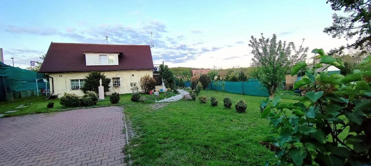 Image of Villa in the City Garden