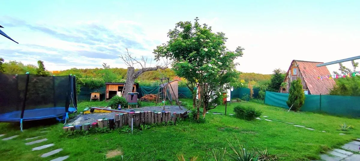 Image 5 of Villa in the City Garden