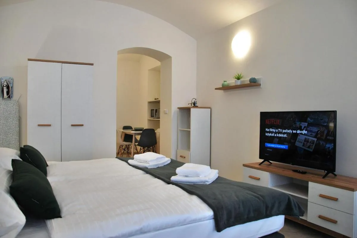 Image 3 of White Swan Boutique Apartments