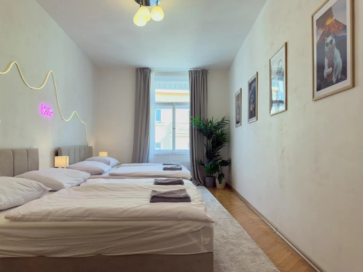 Image 5 of 100m2 Wenceslas Comfort, 3BDR with Netflix