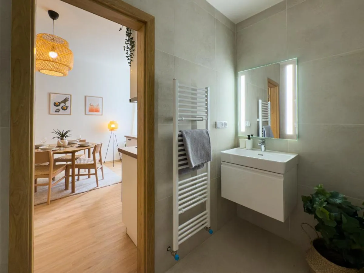 Image 1 of 100m2 Wenceslas Comfort, 3BDR with Netflix