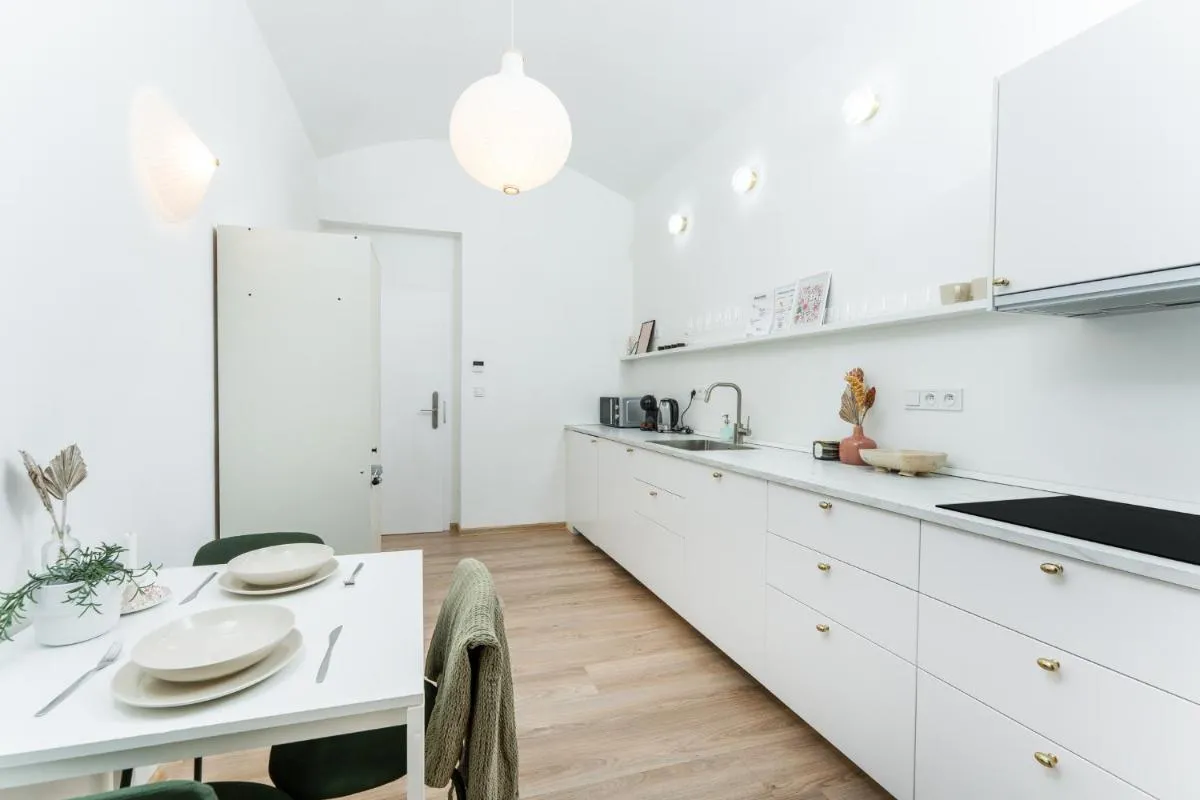 Image 6 of 10 minutes National museum Prague, Cozy Apartment