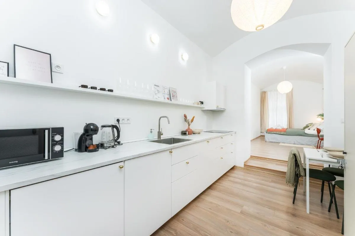 Image 3 of 10 minutes National museum Prague, Cozy Apartment