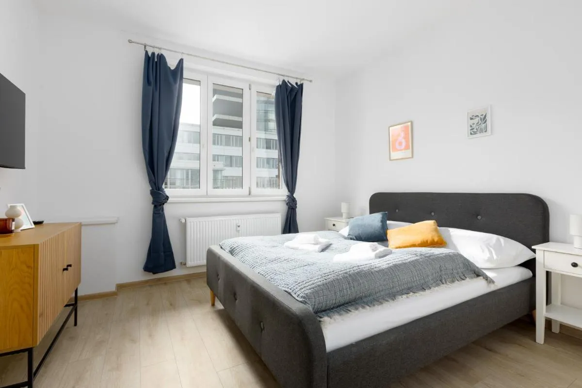 Image 4 of 2 bedroom apartment with a terrace near the metro