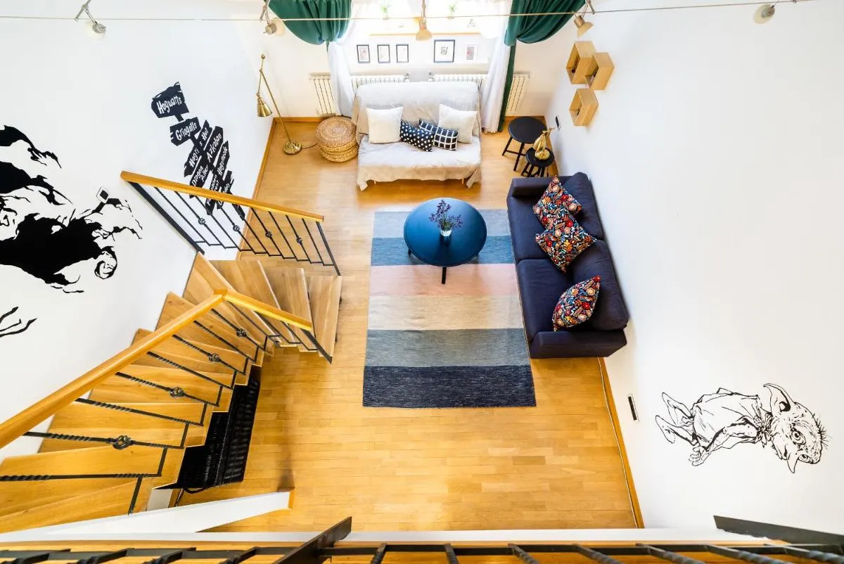 Image 1 of 4BR 3BATH BALCONY central Harry Potter penthouse