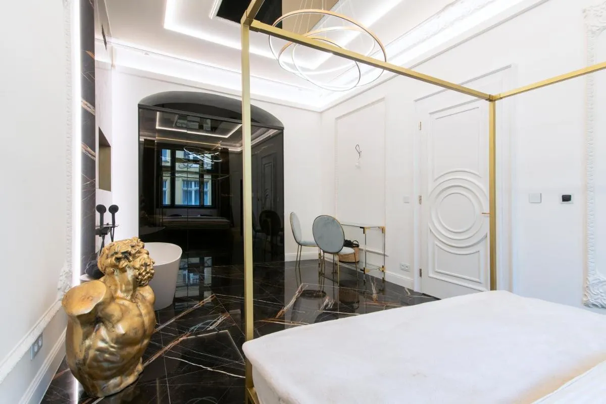 Image 6 of Antique Glam Apartment in Old Town Prague