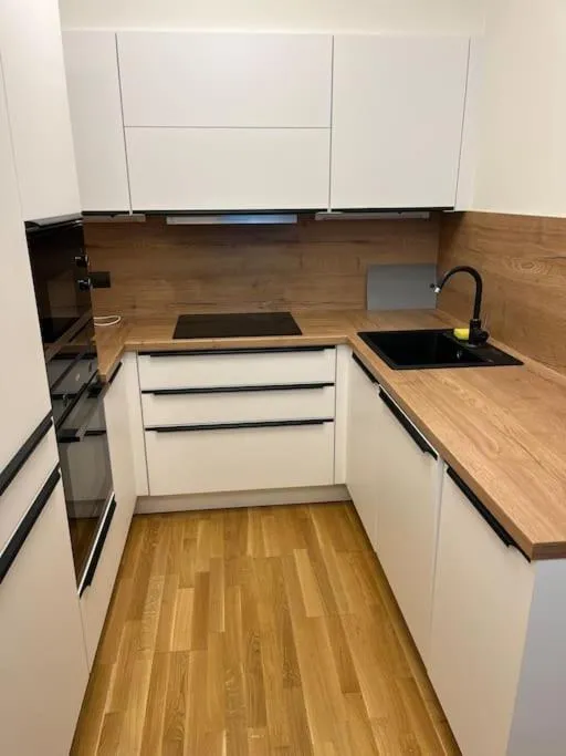 Image 3 of Apartman Holesovice,balkon,garaz