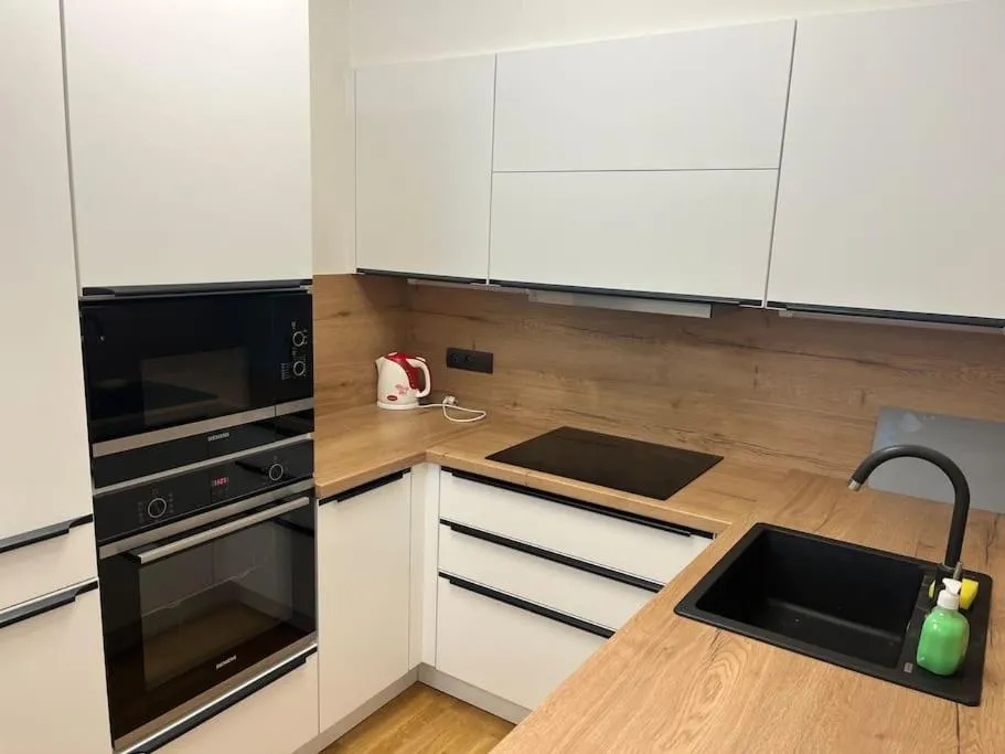Image 2 of Apartman Holesovice,balkon,garaz