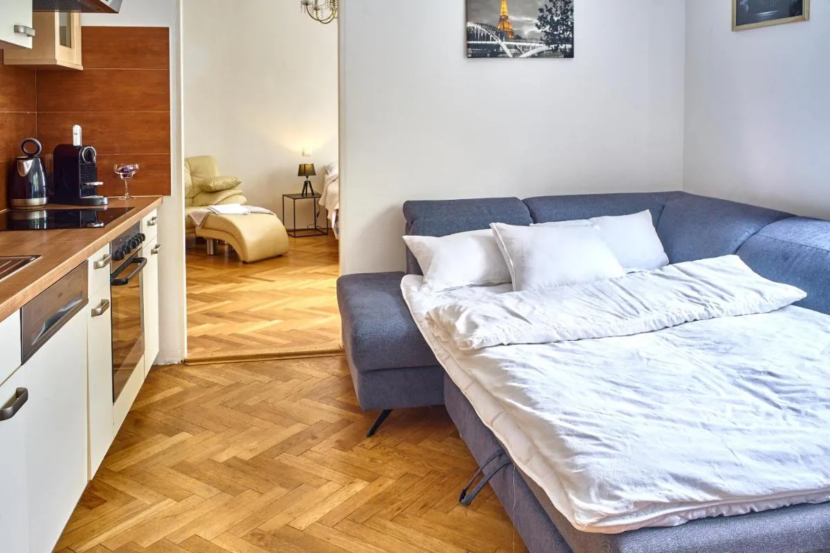 Image 2 of Apartmán III Praha – centrum
