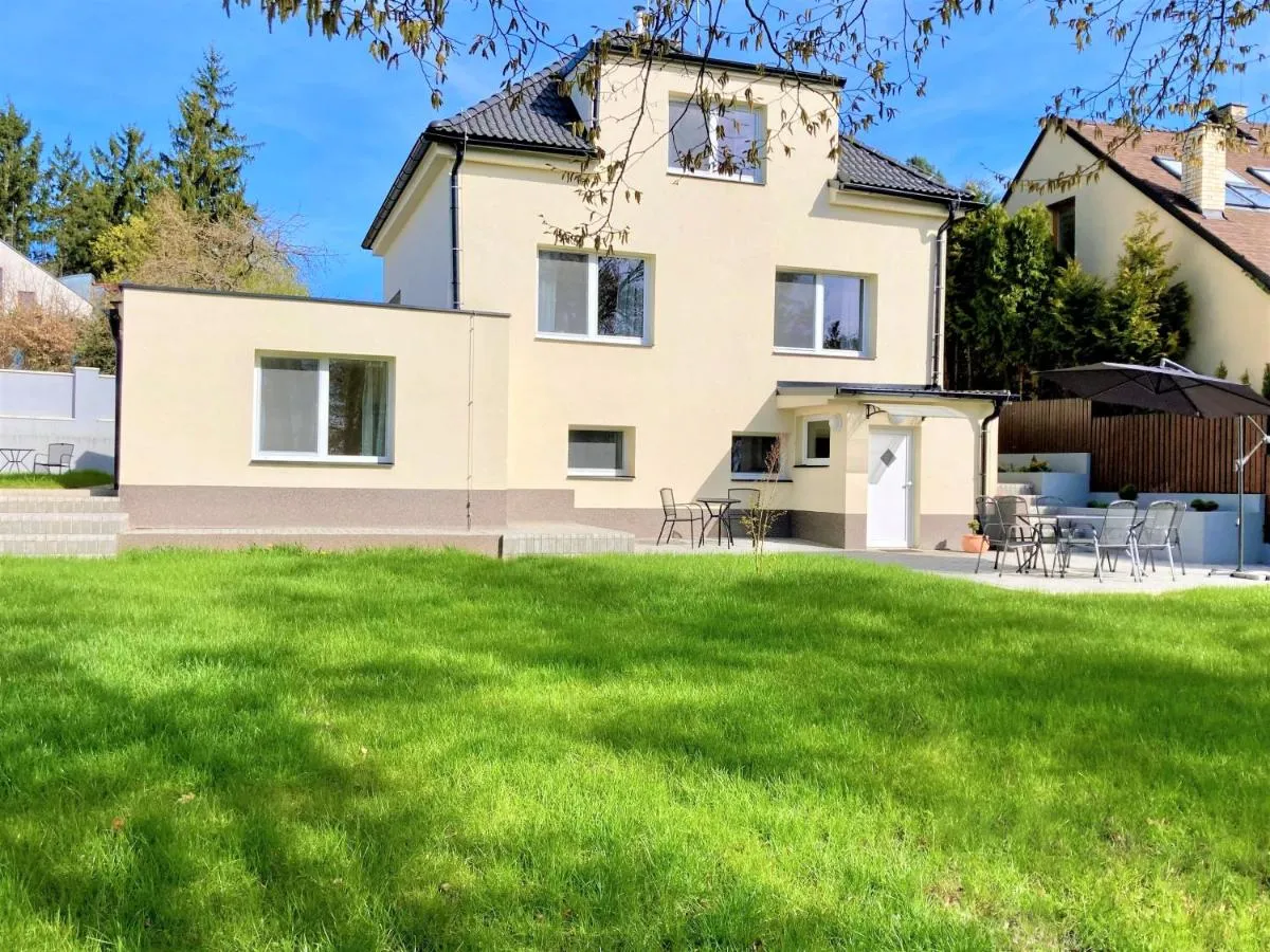 Image 5 of Apartmánový dům se zahradou v klidné části Prahy