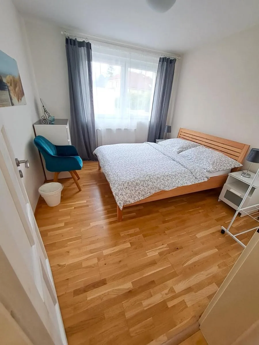 Image 3 of Apartmánový dům se zahradou v klidné části Prahy