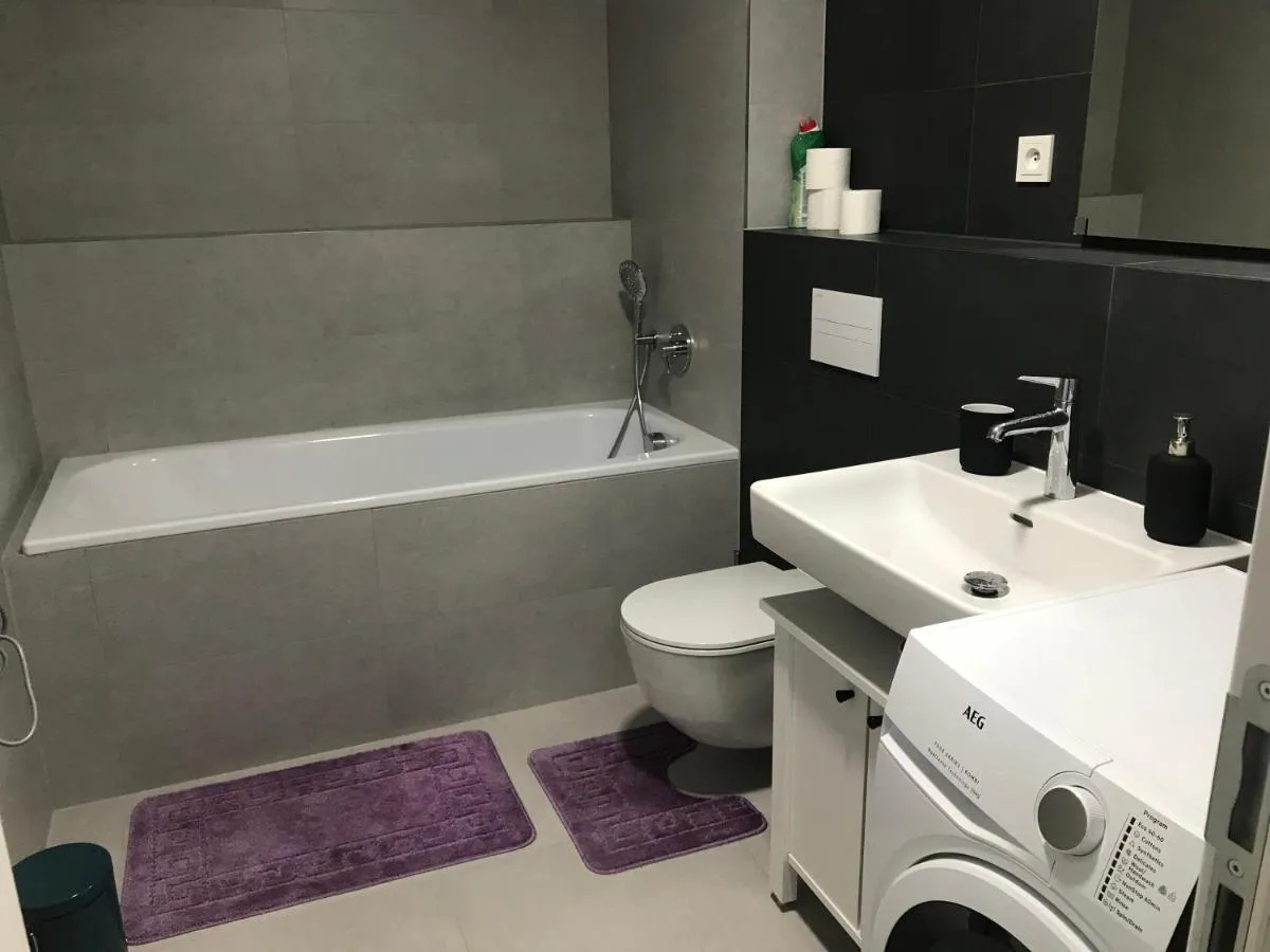 Image 2 of Apartmantplus01