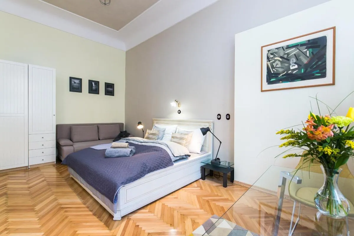 Image 6 of Apartment Nebovidy I – Free Parking – Terrace – Air Conditioning