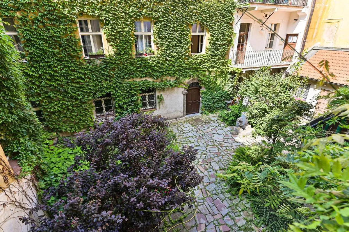 Image 5 of Apartment Nebovidy I – Free Parking – Terrace – Air Conditioning