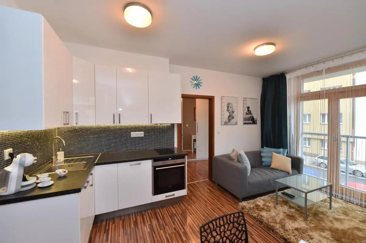 Image 2 of Apartments Palmovka