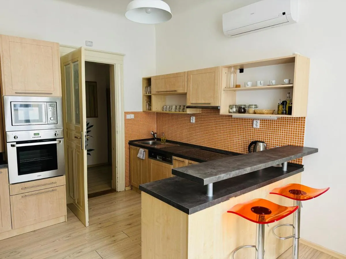 Image 2 of Apartments by Jacob