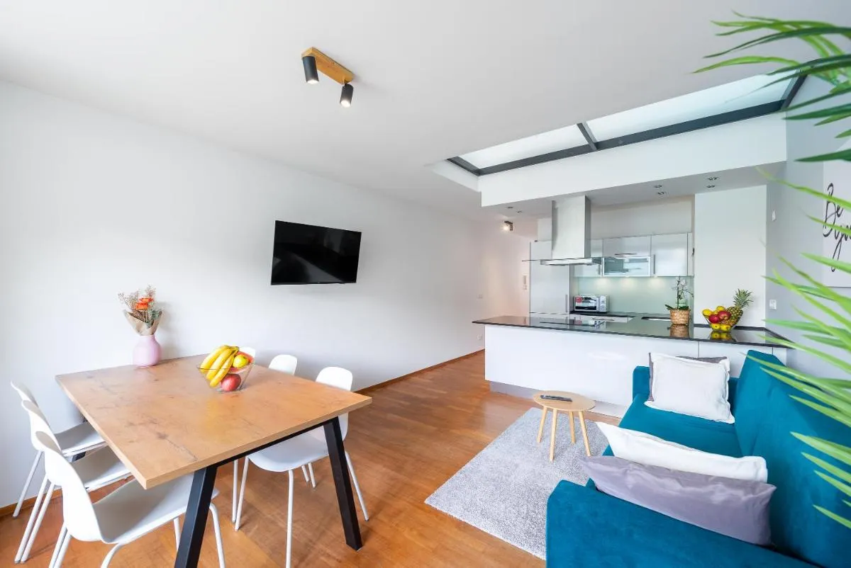 Image 6 of Apartment with 4 bedrooms