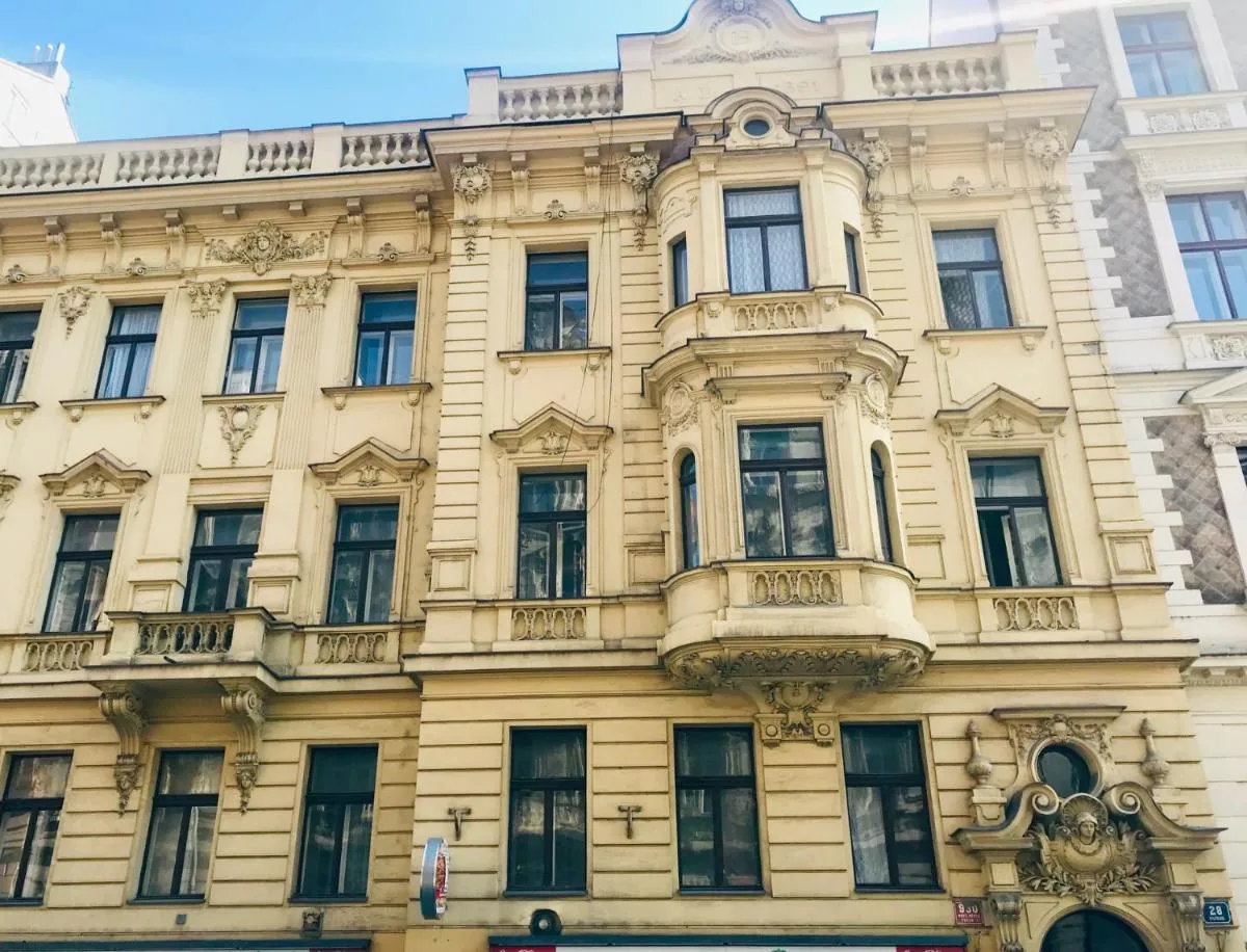 Image 4 of Arch III at Wenceslas