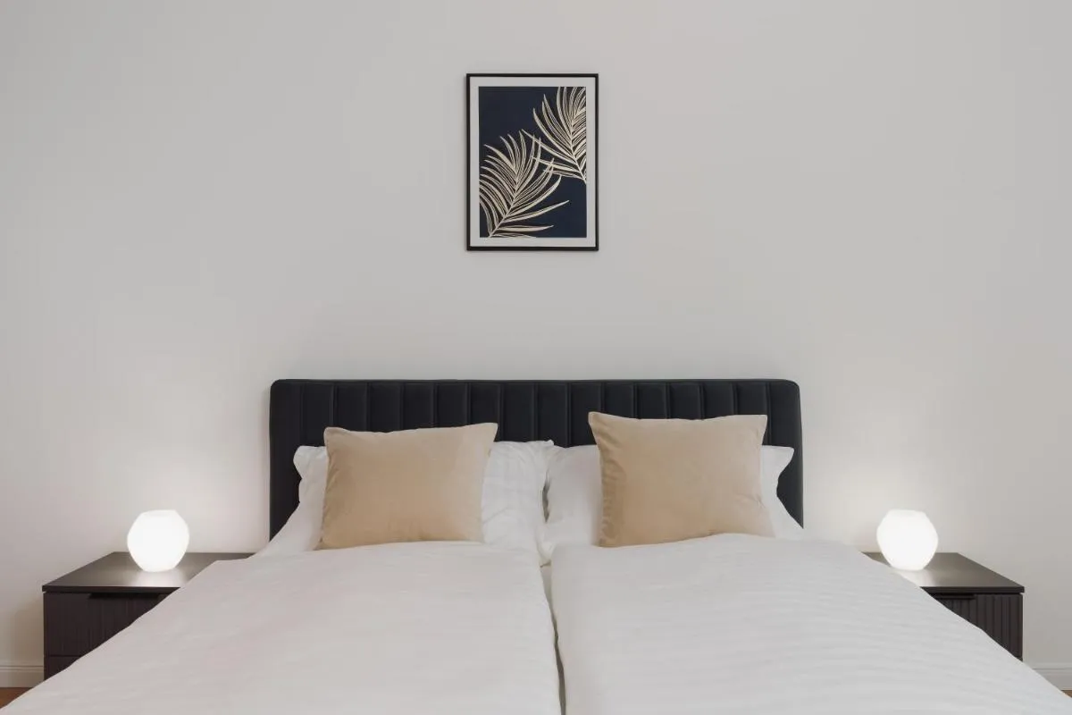 Image 6 of Azure – Cozy City Center Apartment with Balcony