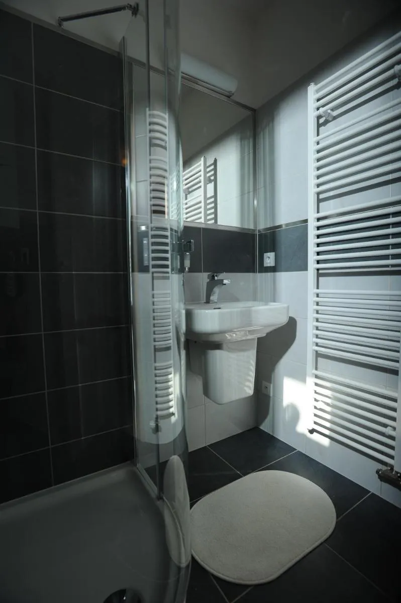 Image 3 of Black Bridge Hotel Apartment