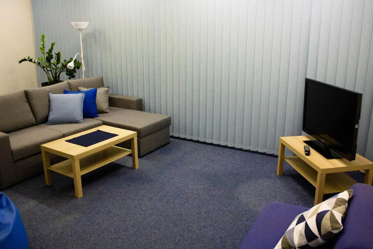 Image 2 of Blue apartment in beautiful English style garden with atmosphere