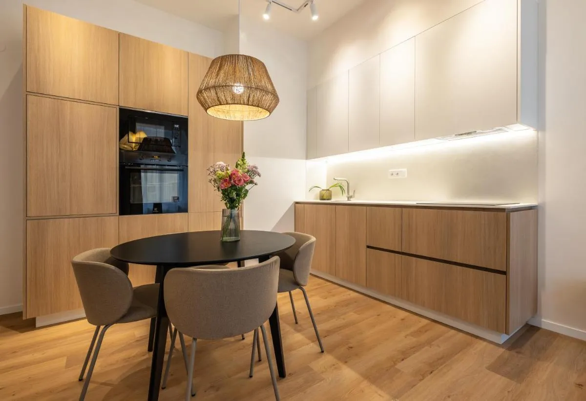 Image 3 of Boho Renovated Apartment Close to National Theather