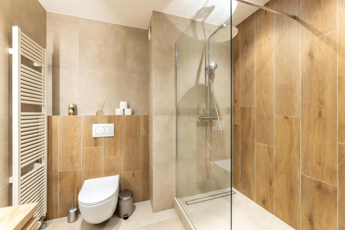 Image 5 of Boho Renovated Apartment Close to National Theather